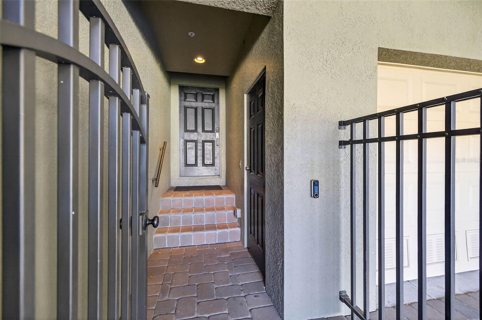 Image 4 of 39 For 9622 Bay Grove Lane