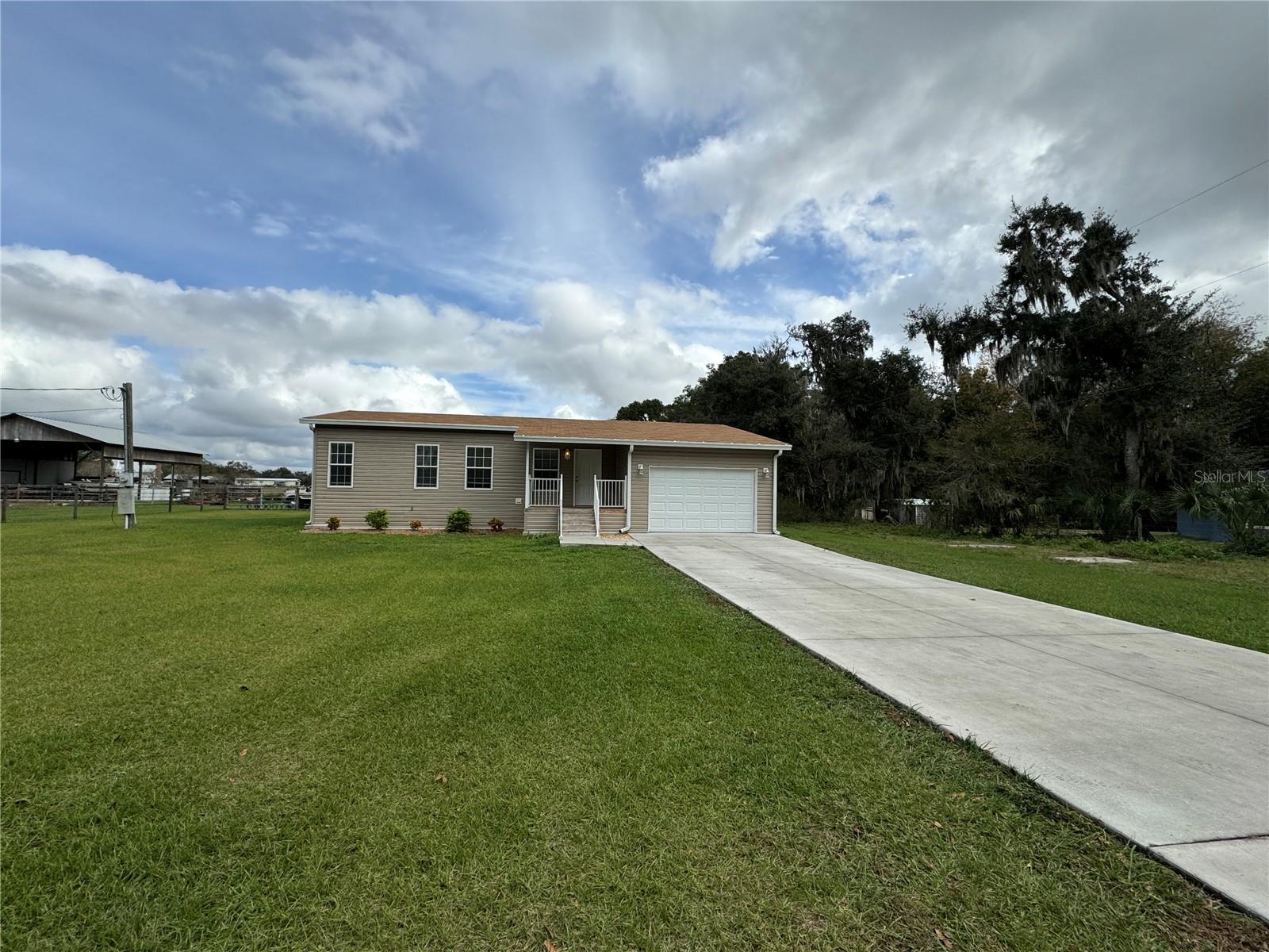 Details for 1857 Streetman Drive, LITHIA, FL 33547