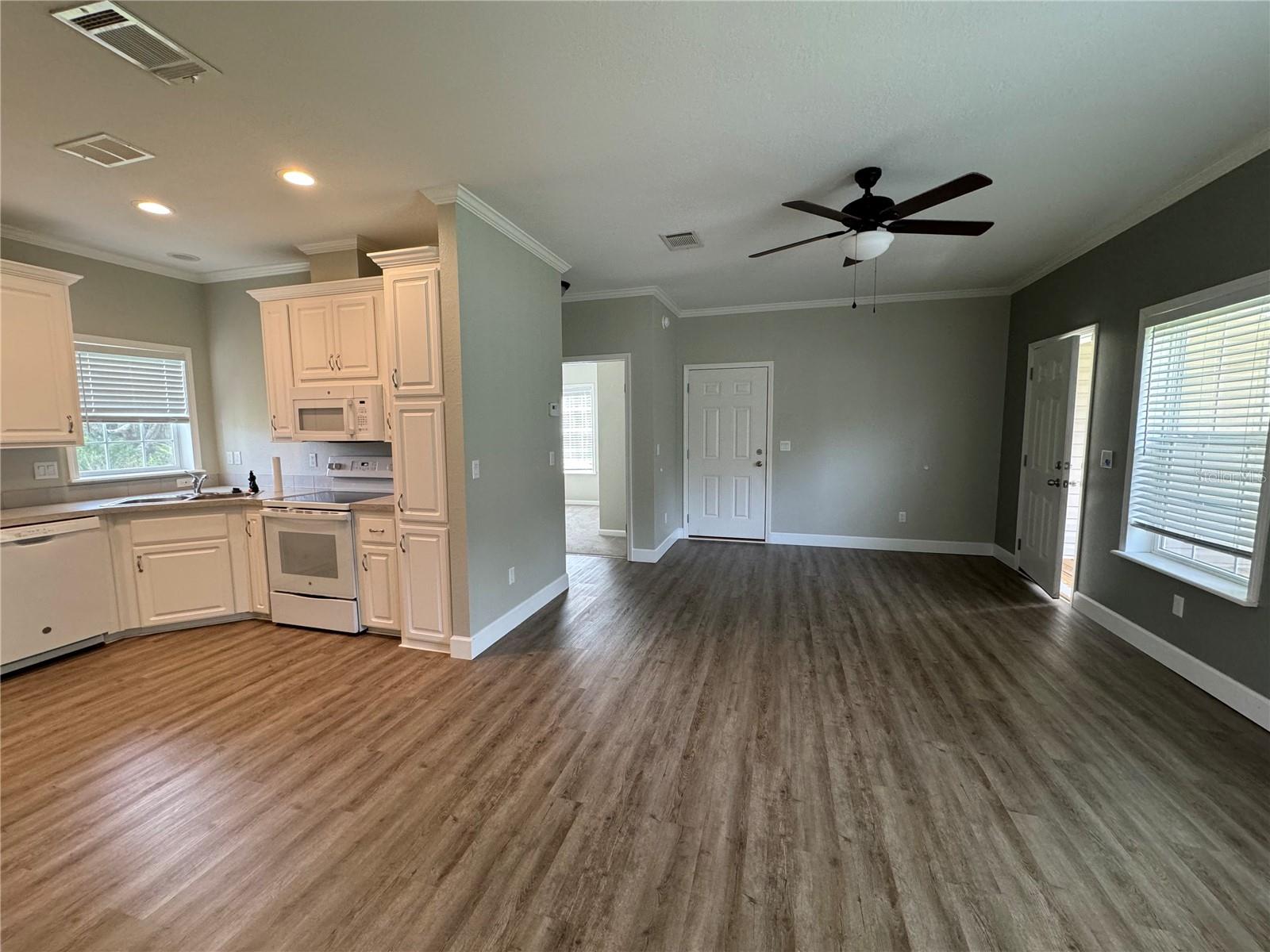 Image 3 of 11 For 1857 Streetman Drive