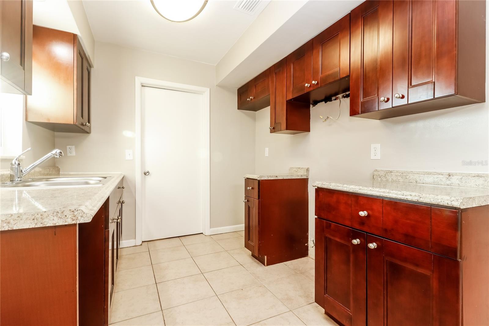 Image 7 of 16 For 1429 Spring Lane