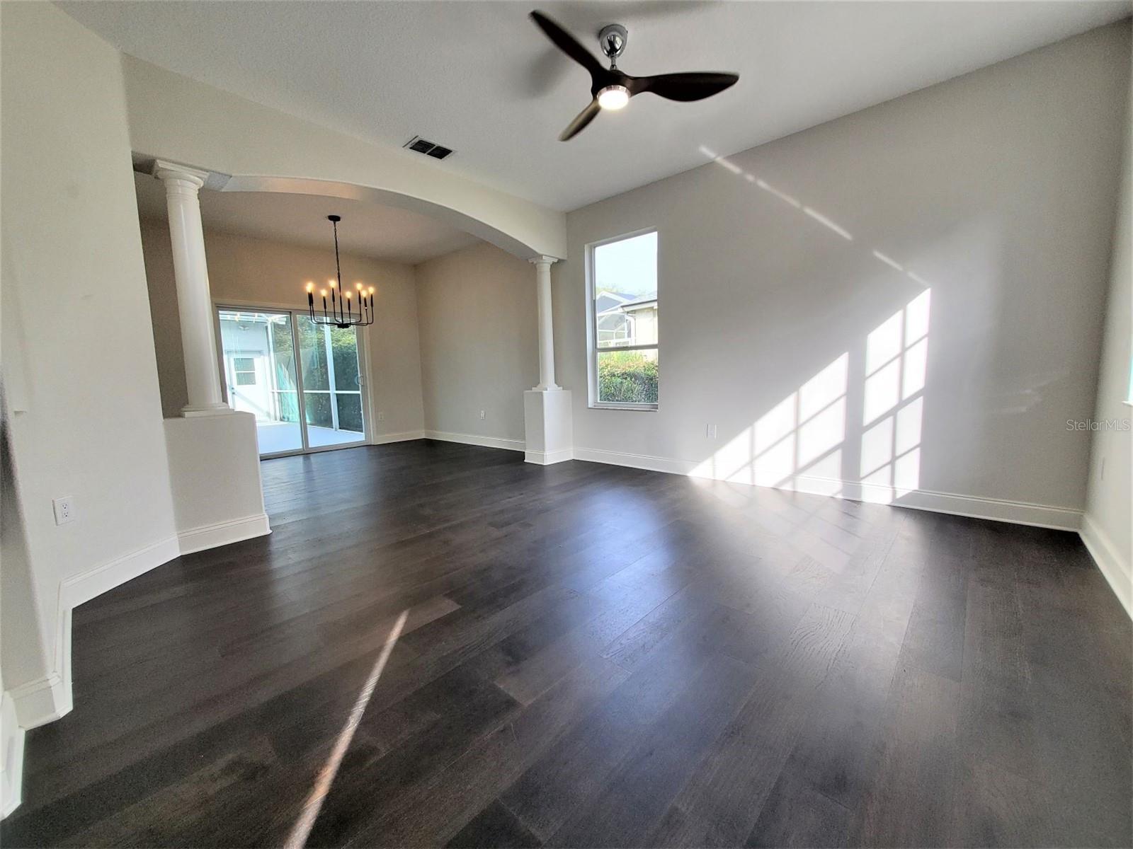 Image 4 of 26 For 5318 Twin Creeks Drive