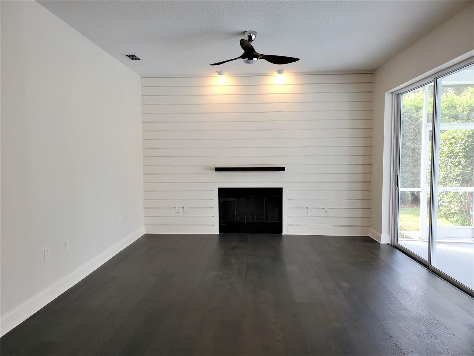 Image 5 of 26 For 5318 Twin Creeks Drive