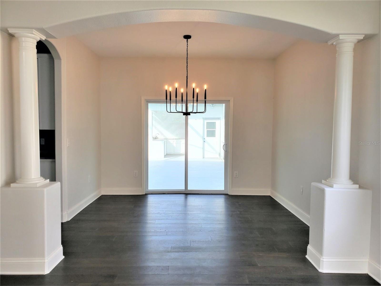 Image 9 of 26 For 5318 Twin Creeks Drive