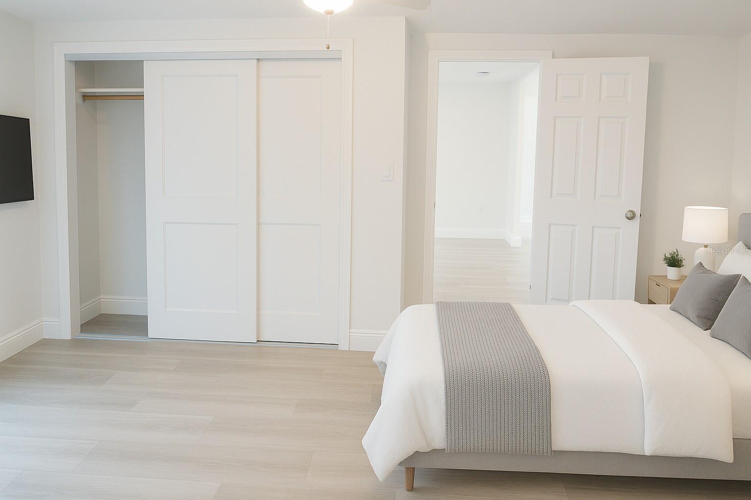 Image 11 of 32 For 11300 Yellowwood Lane