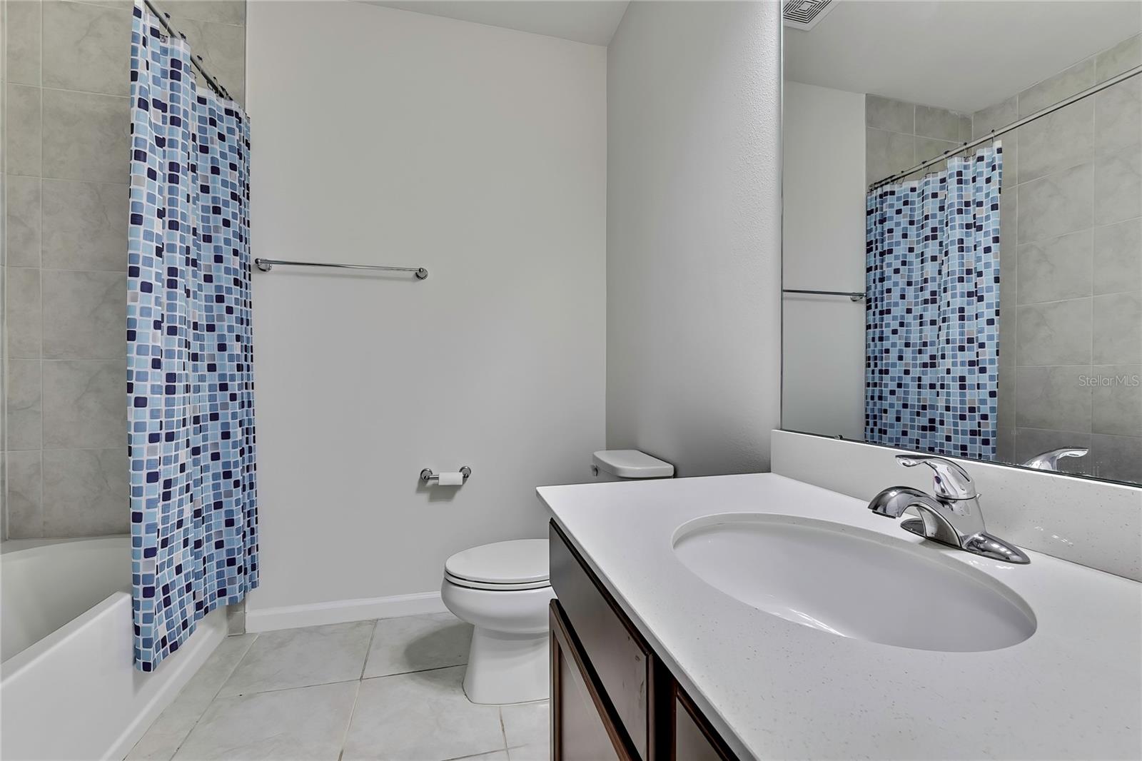 Image 13 of 53 For 18184 Turning Leaf Circle