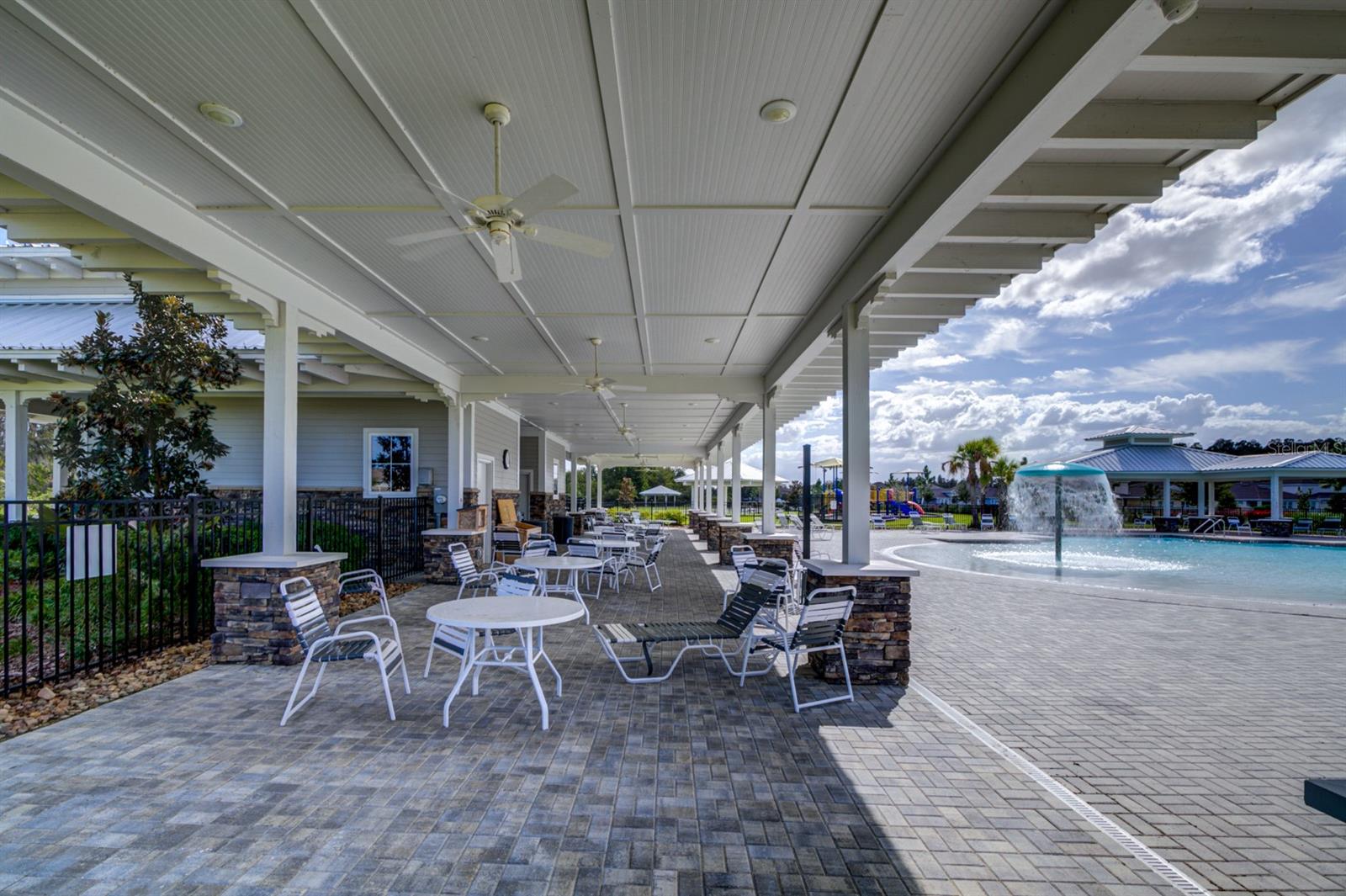 Image 52 of 53 For 18184 Turning Leaf Circle