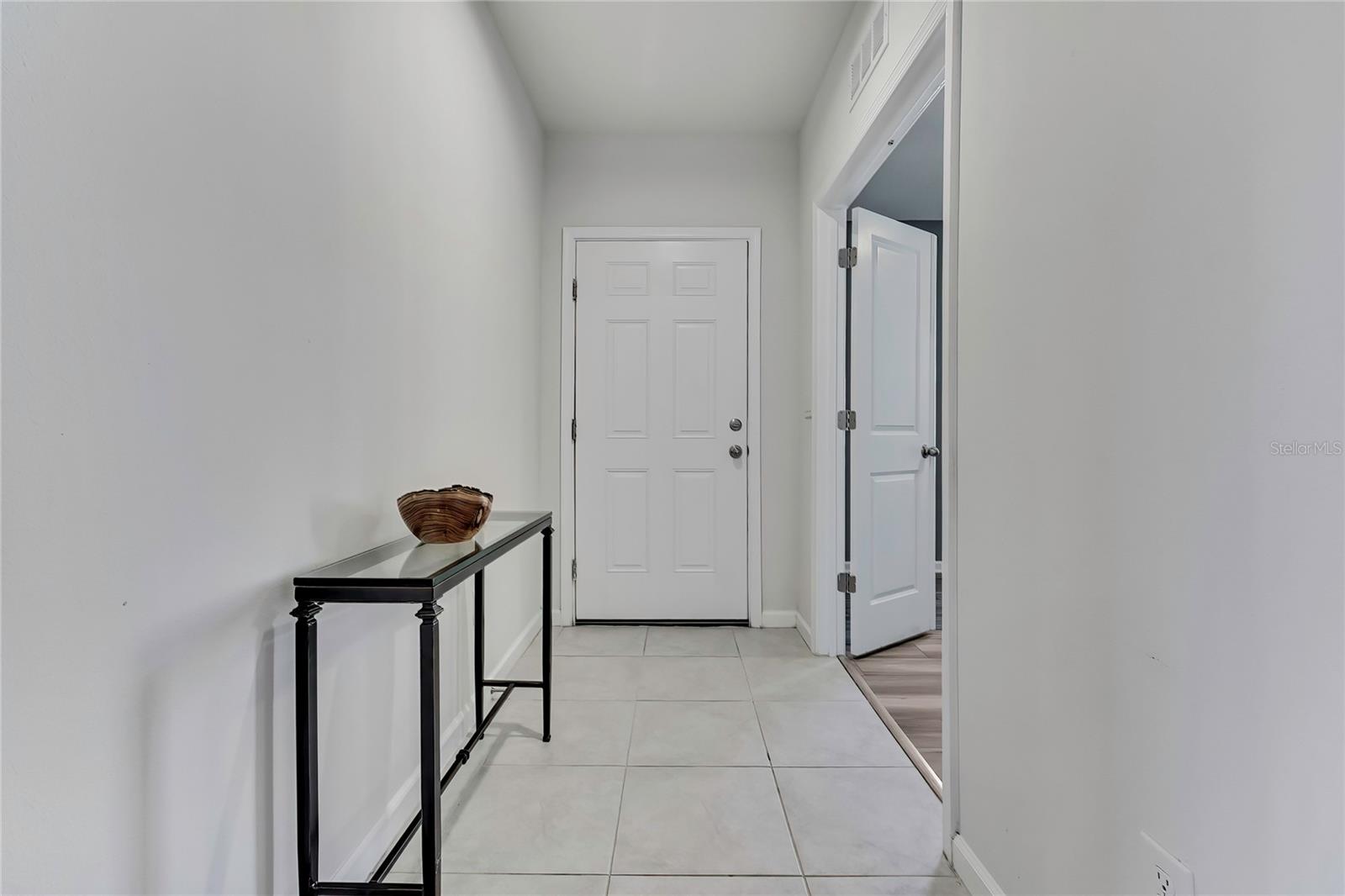 Image 8 of 53 For 18184 Turning Leaf Circle