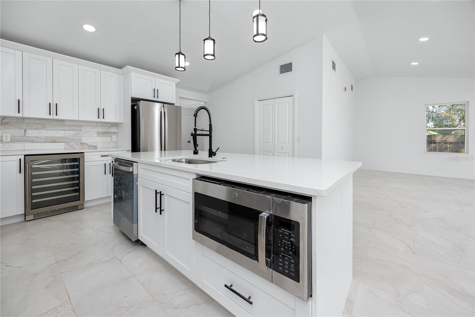 Image 25 of 50 For 4229 35th Avenue N