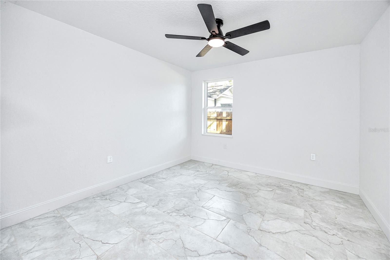 Image 37 of 50 For 4229 35th Avenue N