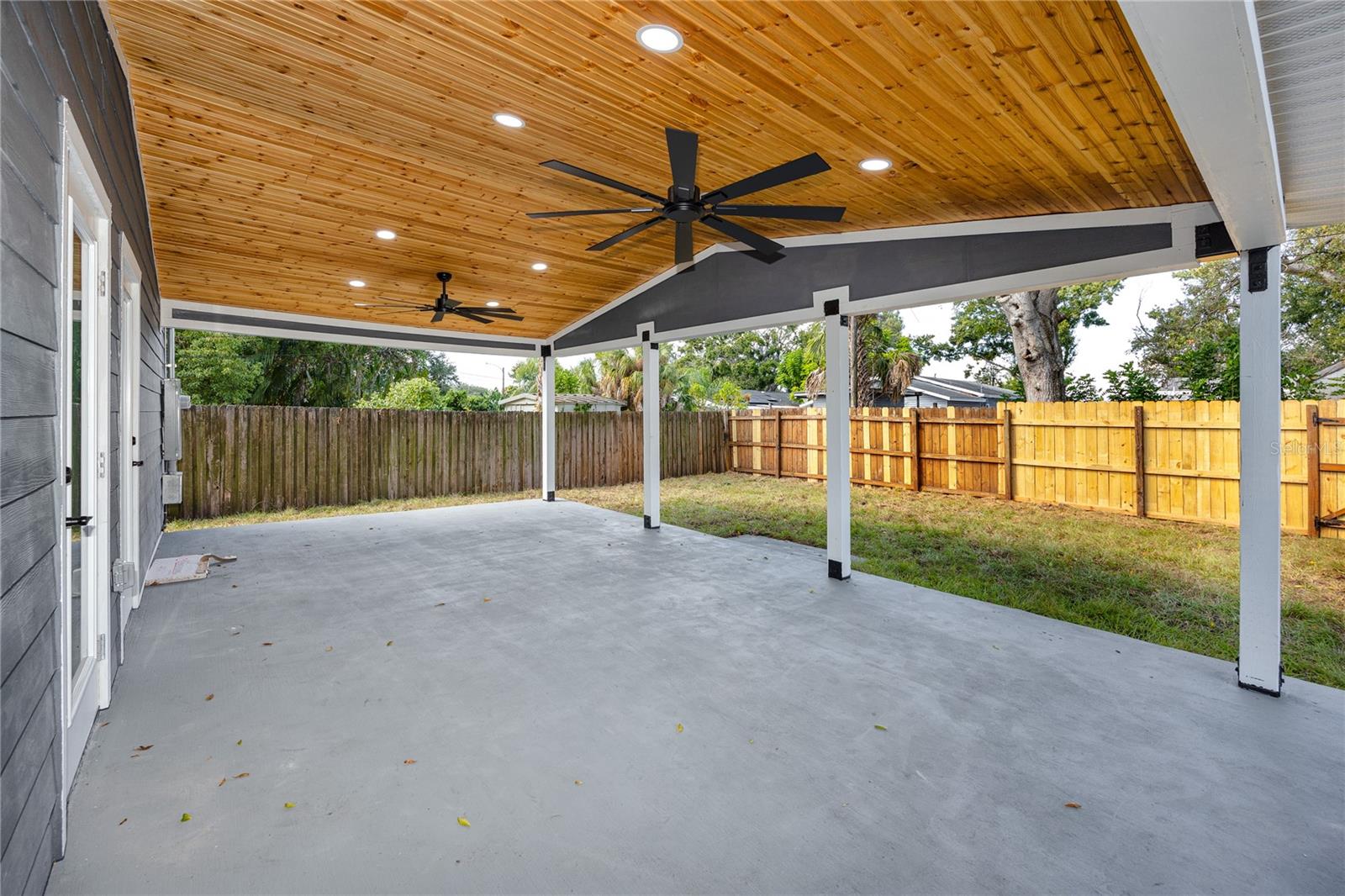 Image 44 of 50 For 4229 35th Avenue N