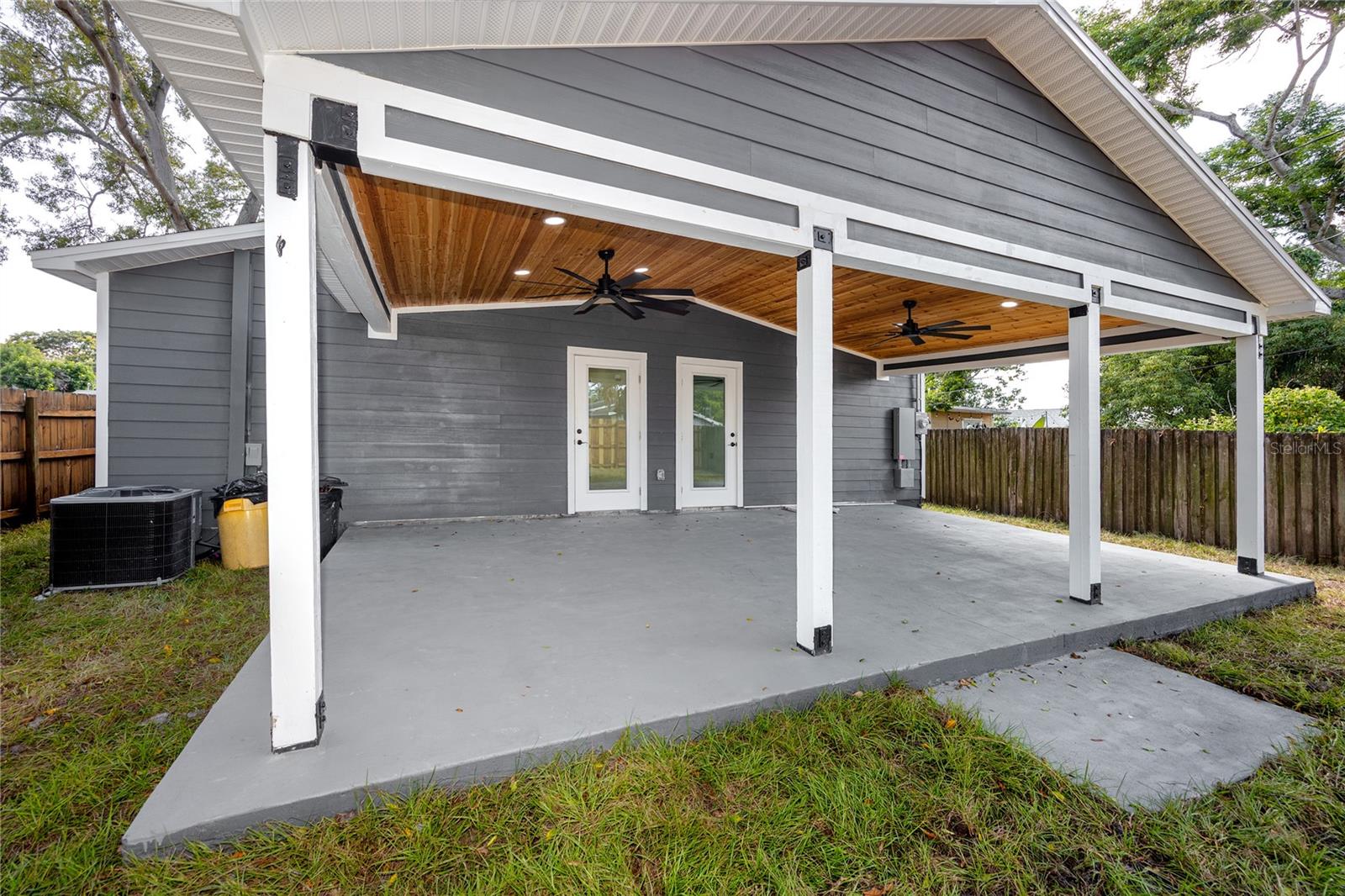 Image 45 of 50 For 4229 35th Avenue N