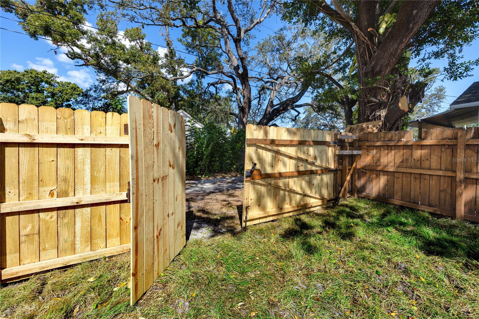 Image 49 of 50 For 4229 35th Avenue N