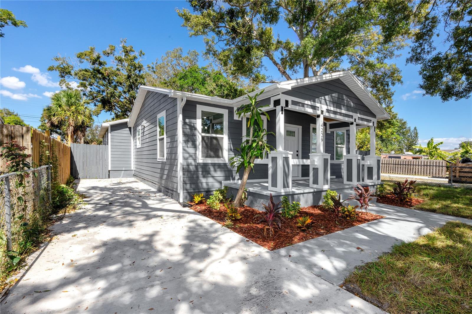 Image 9 of 50 For 4229 35th Avenue N