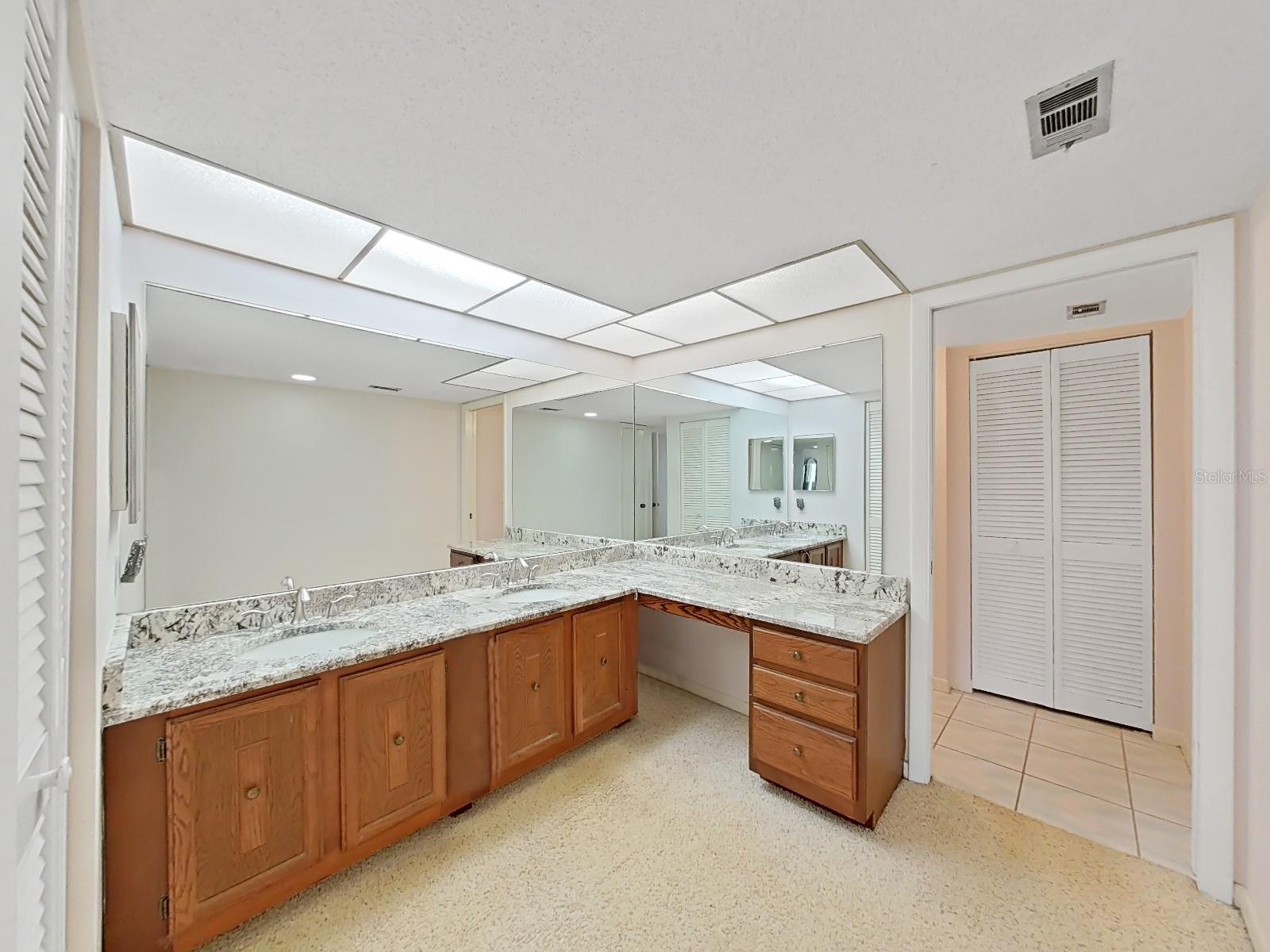Image 30 of 54 For 203 Mariner Drive 203