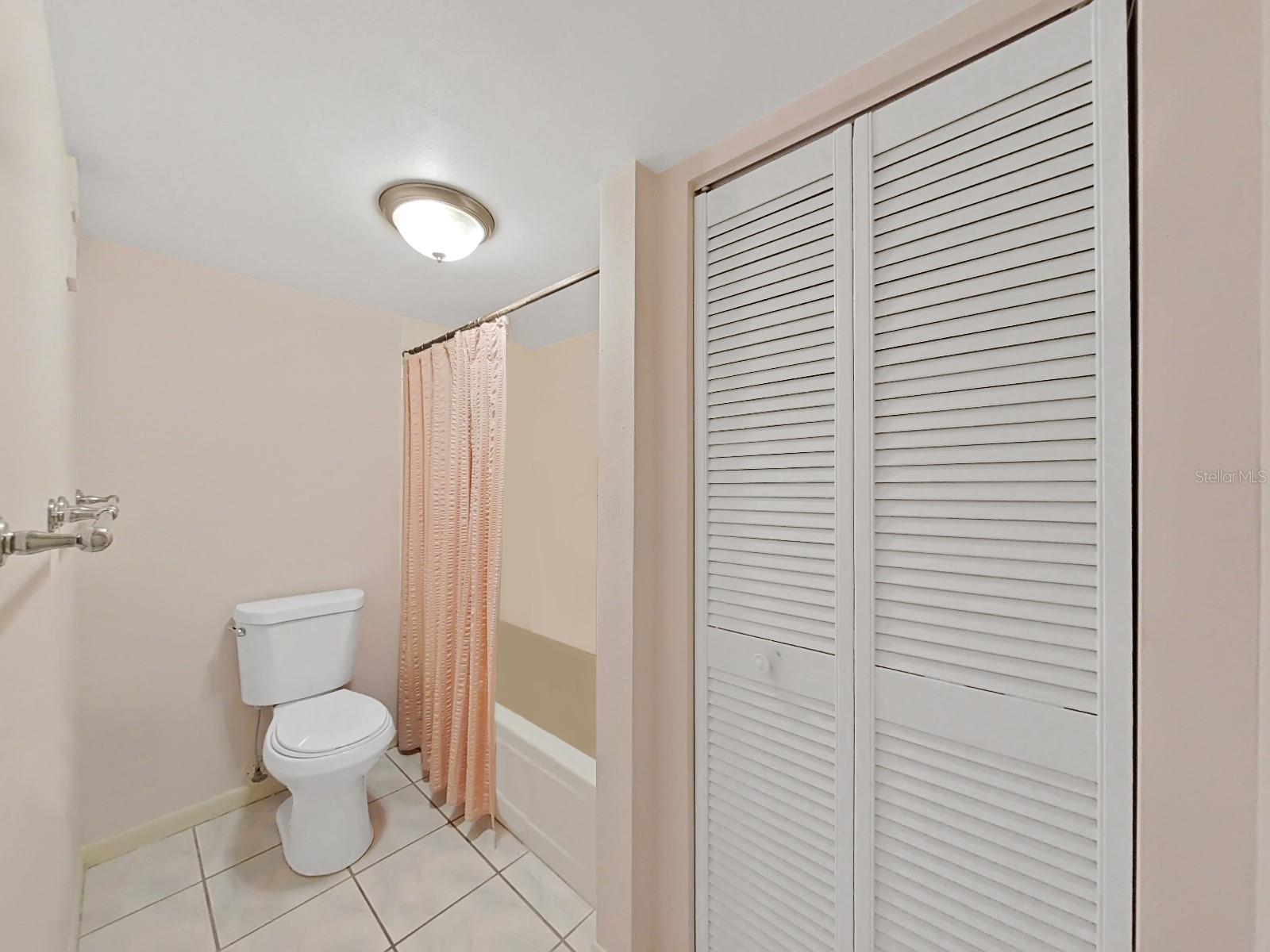 Image 33 of 54 For 203 Mariner Drive 203