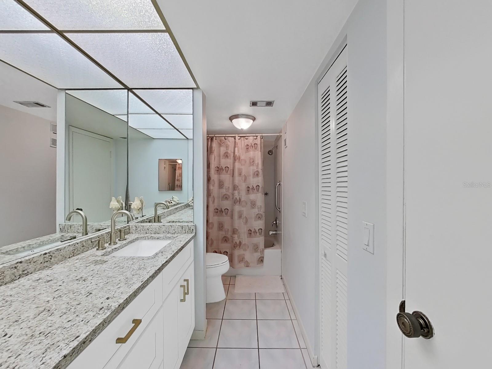 Image 39 of 54 For 203 Mariner Drive 203