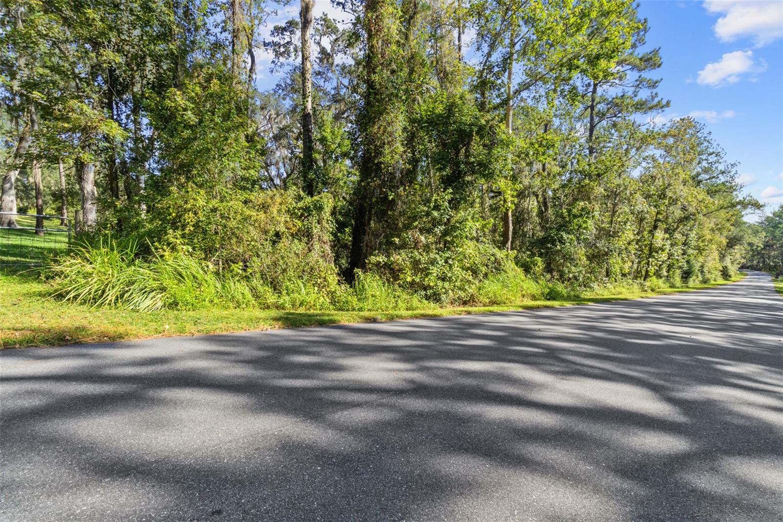 Listing photo id 1 for Skyview Circle
