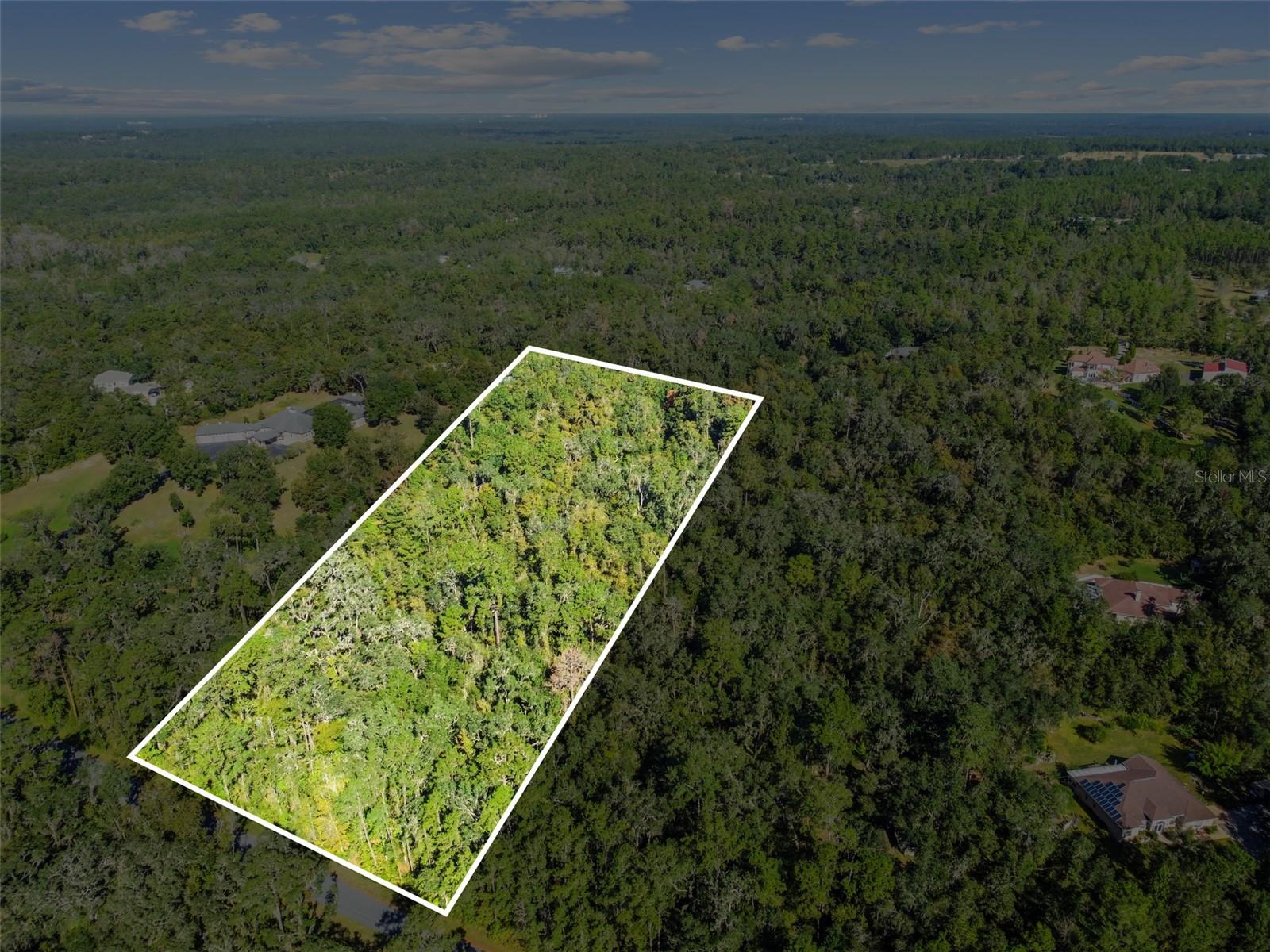 Listing photo id 6 for Skyview Circle