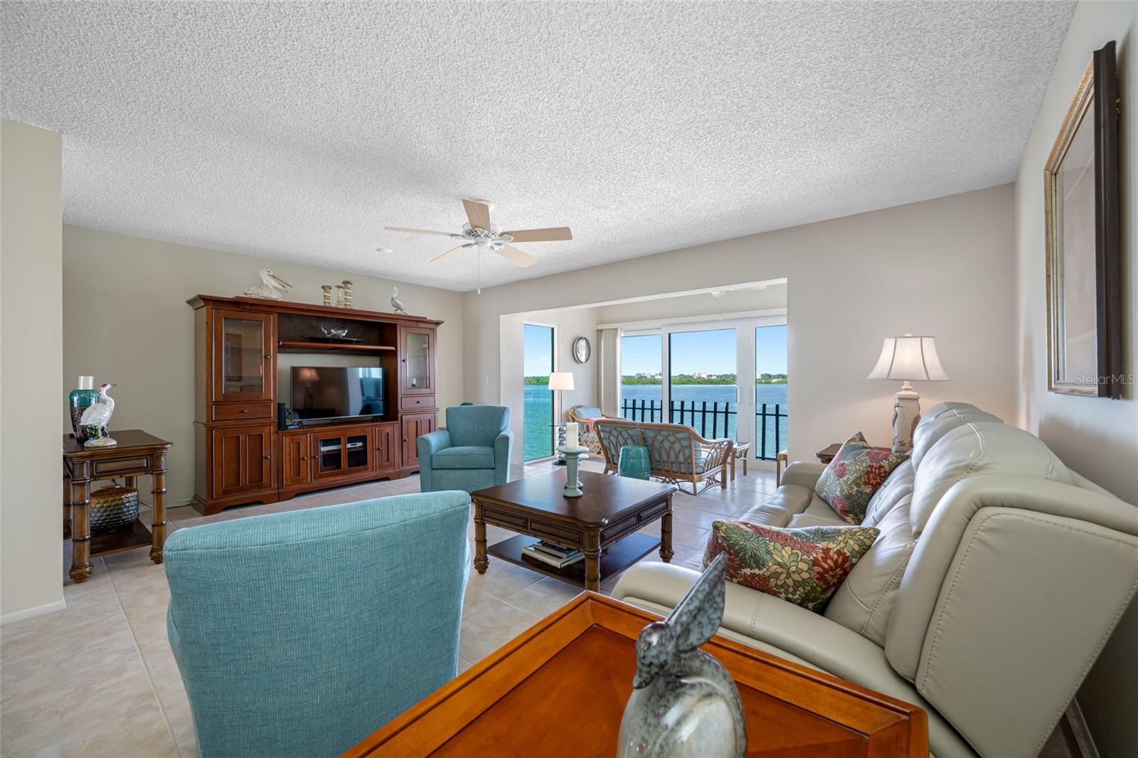 Image 15 of 83 For 868 Bayway Boulevard 317