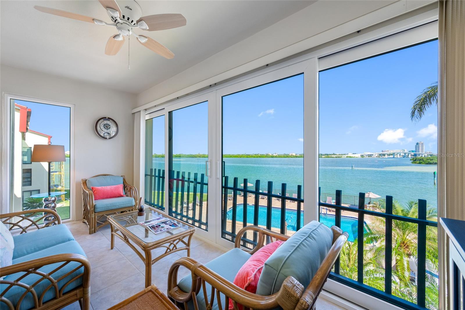 Image 17 of 83 For 868 Bayway Boulevard 317
