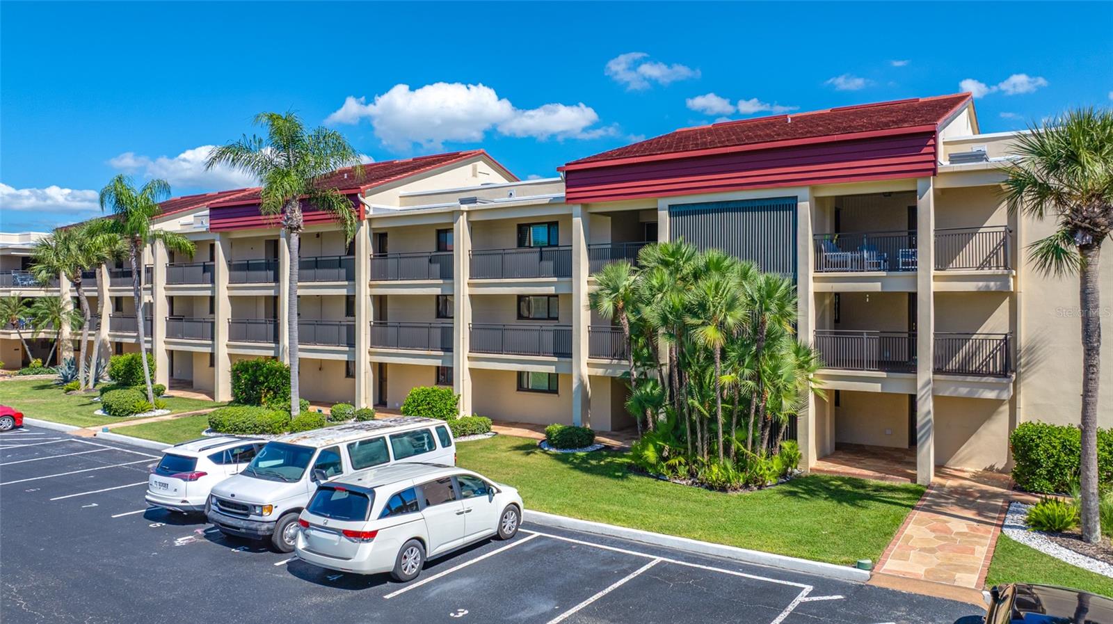 Image 2 of 83 For 868 Bayway Boulevard 317
