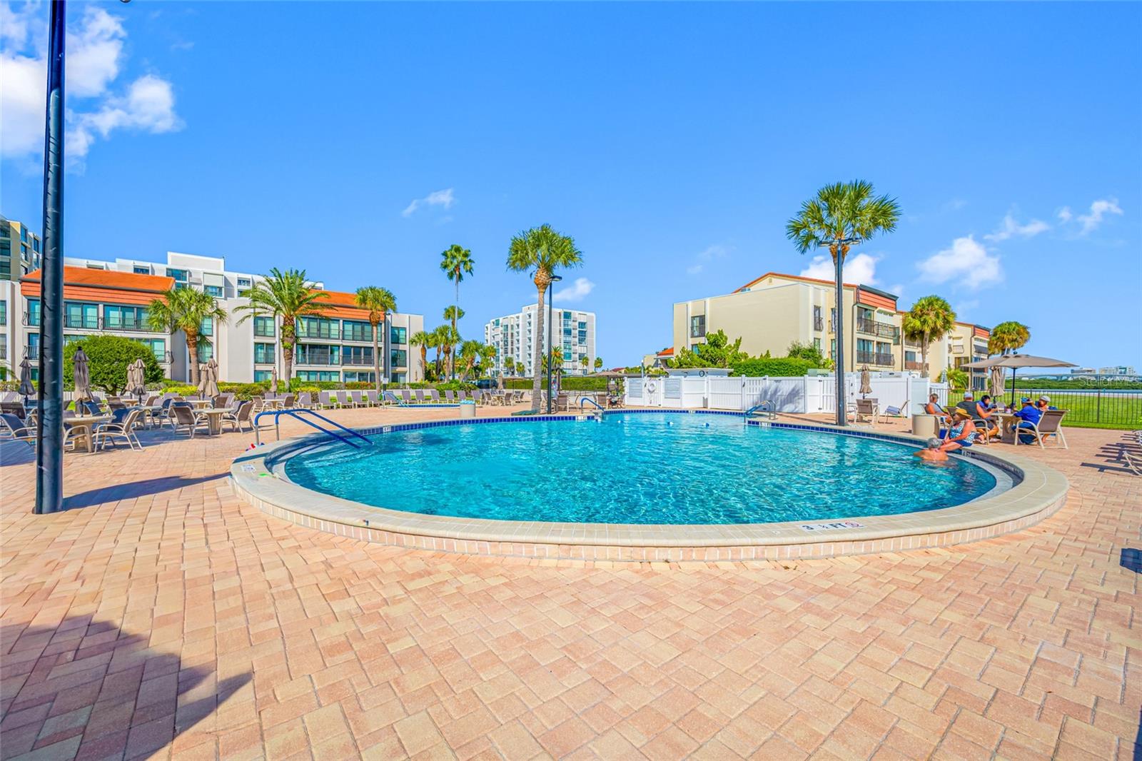 Image 41 of 83 For 868 Bayway Boulevard 317