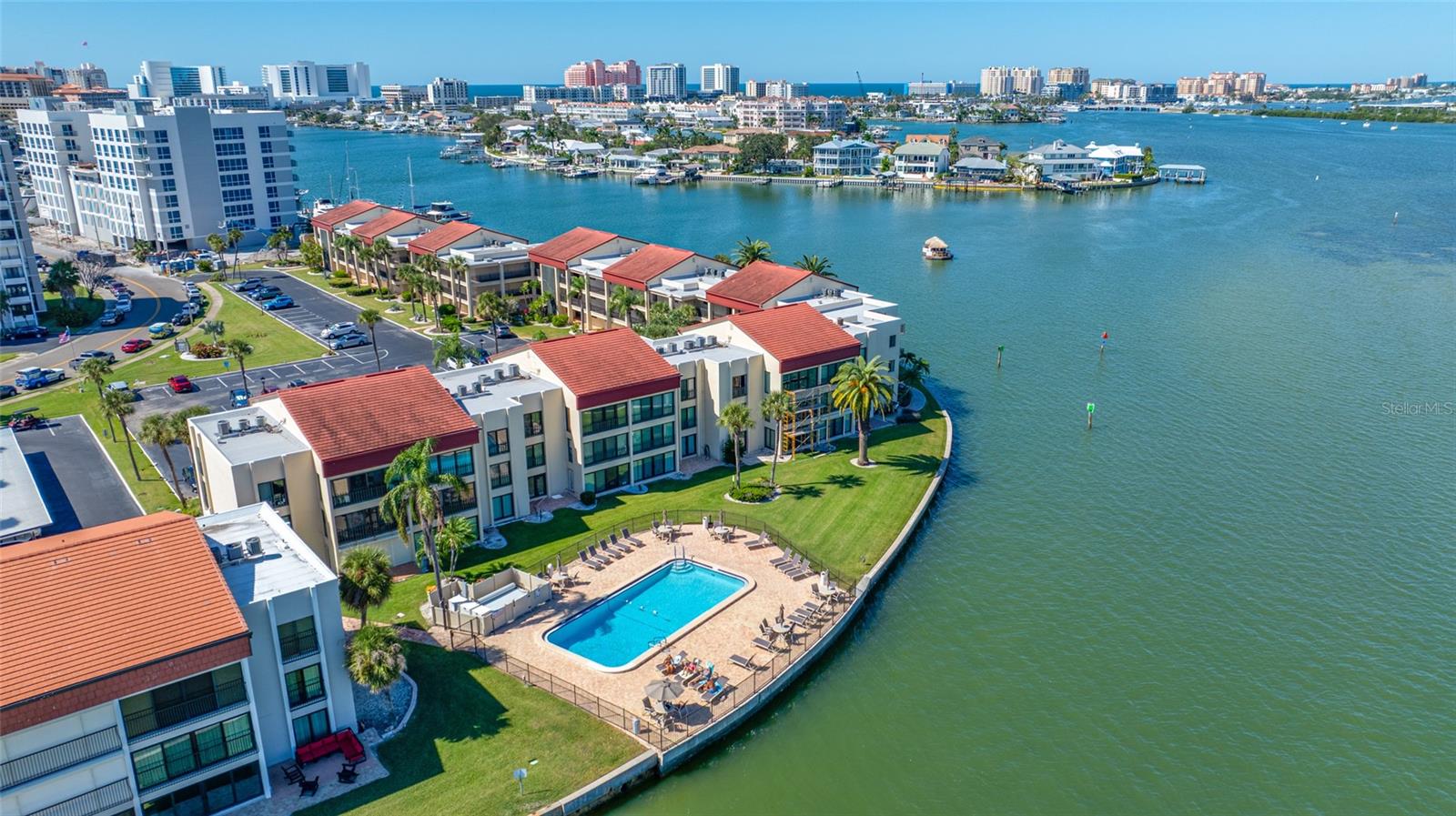 Image 70 of 83 For 868 Bayway Boulevard 317