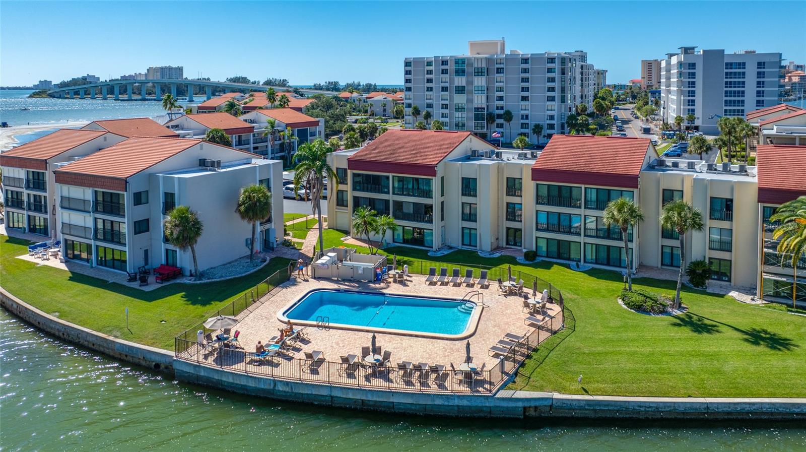 Image 73 of 83 For 868 Bayway Boulevard 317