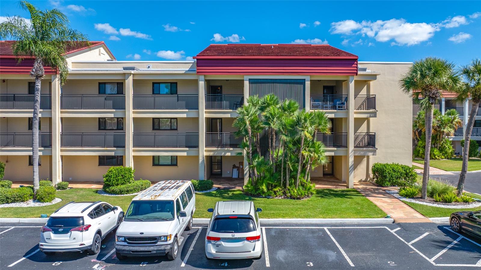 Image 80 of 83 For 868 Bayway Boulevard 317
