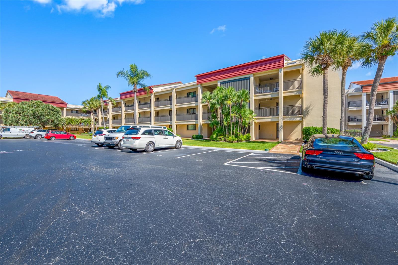 Image 82 of 83 For 868 Bayway Boulevard 317