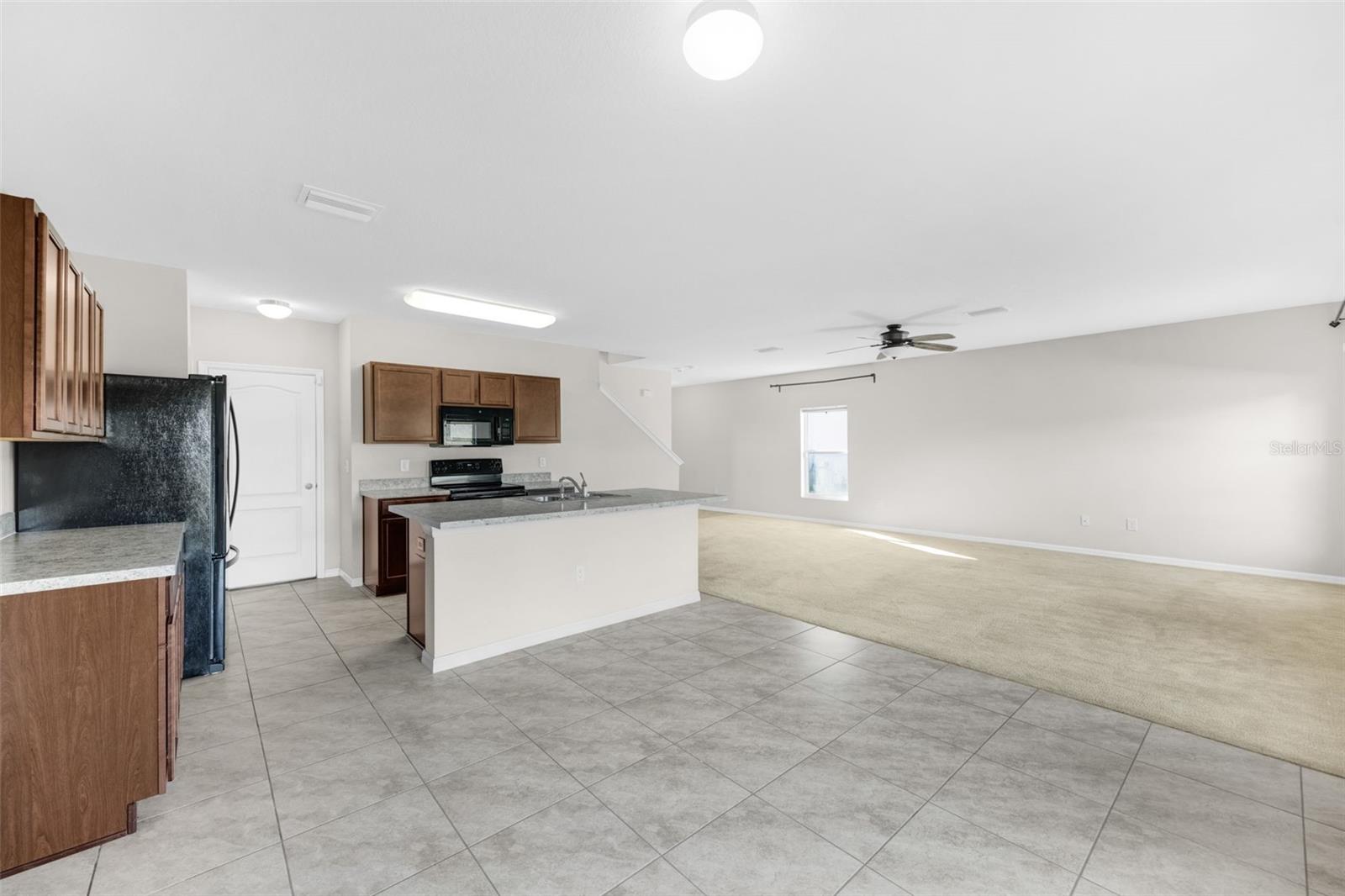 Image 19 of 43 For 11904 Grand Kempston Drive