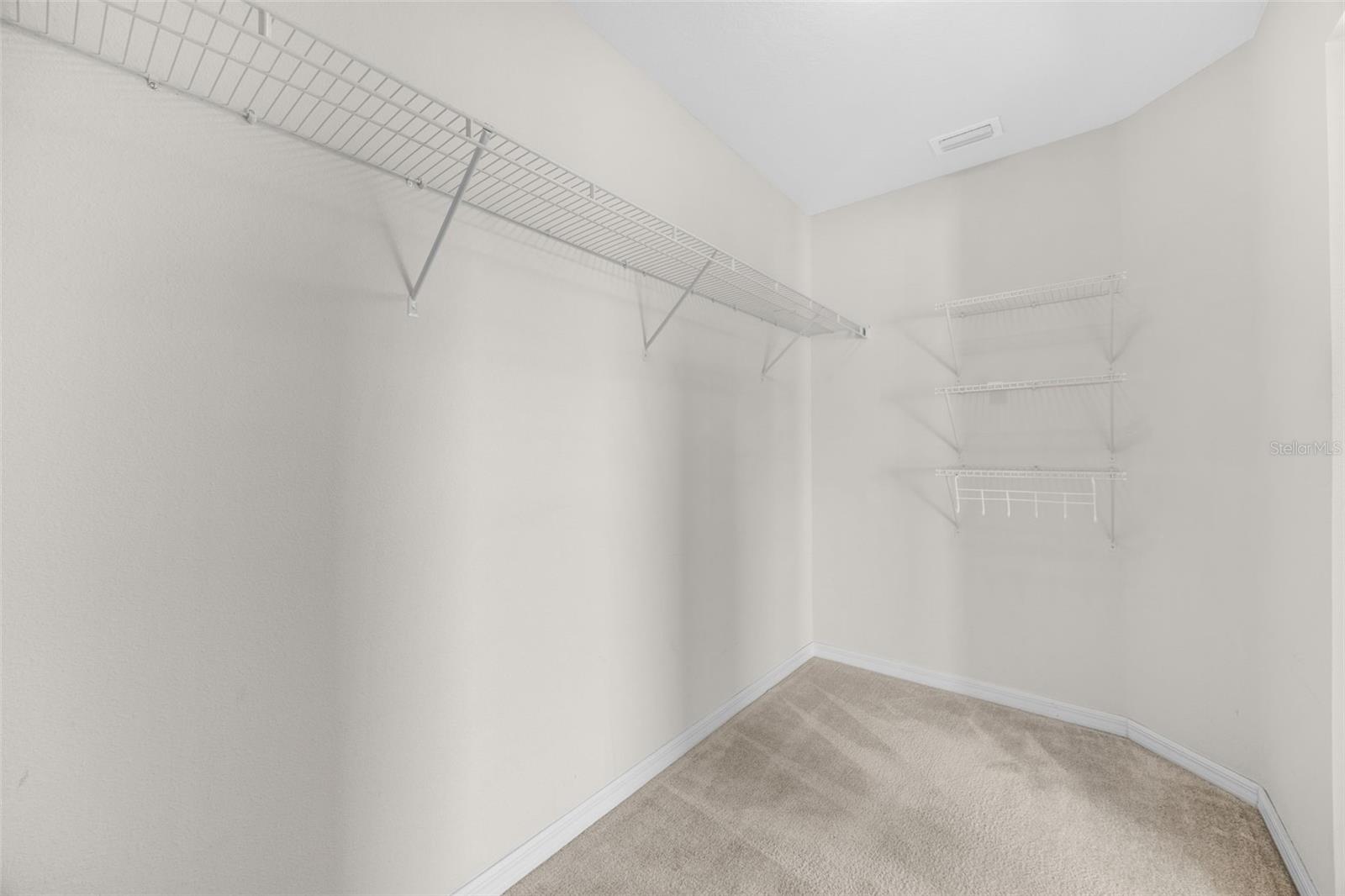 Image 25 of 43 For 11904 Grand Kempston Drive