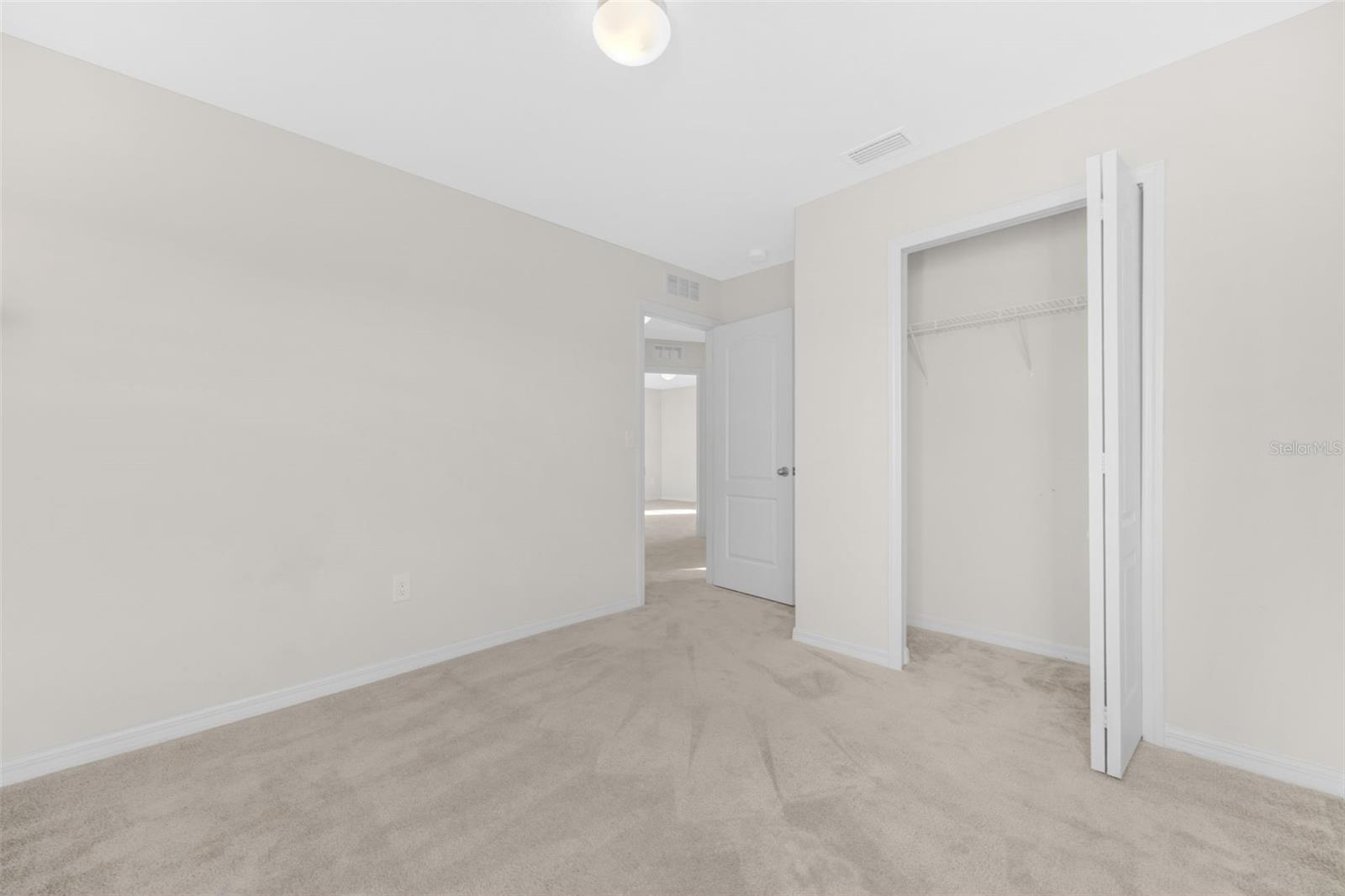 Image 28 of 43 For 11904 Grand Kempston Drive