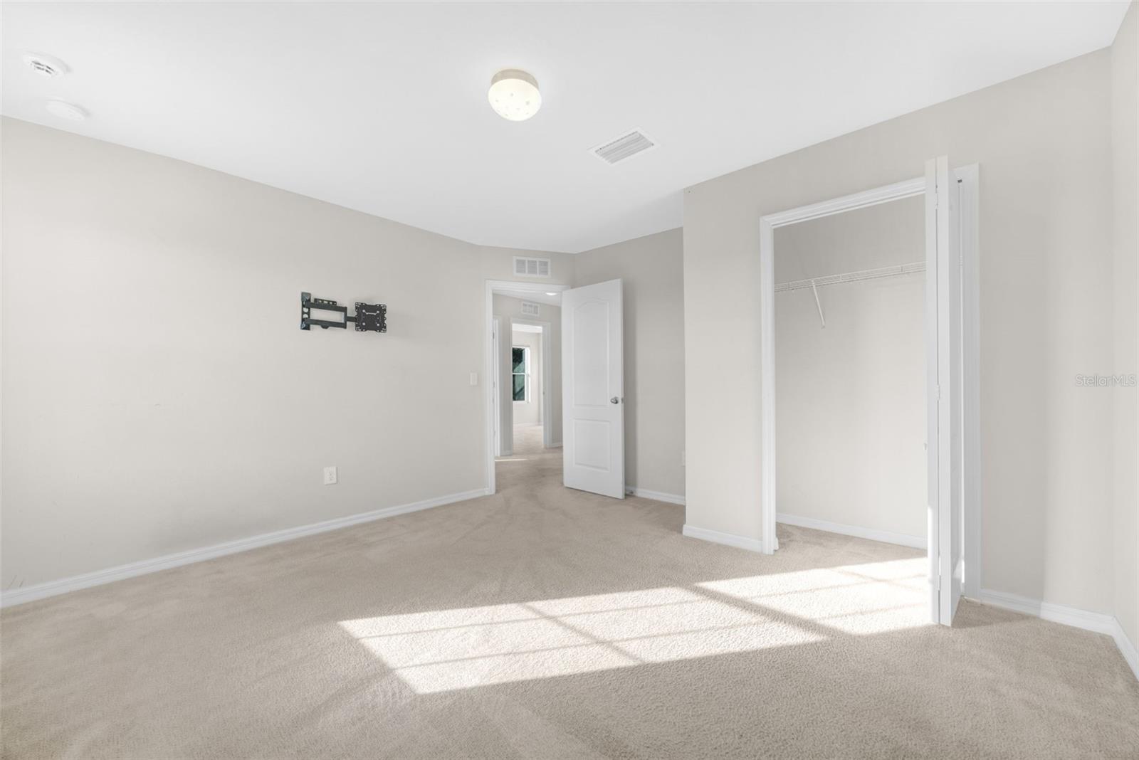 Image 34 of 43 For 11904 Grand Kempston Drive
