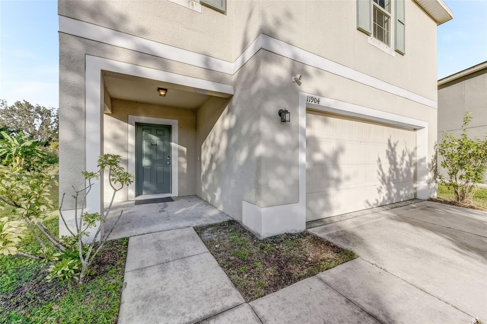 Image 5 of 43 For 11904 Grand Kempston Drive