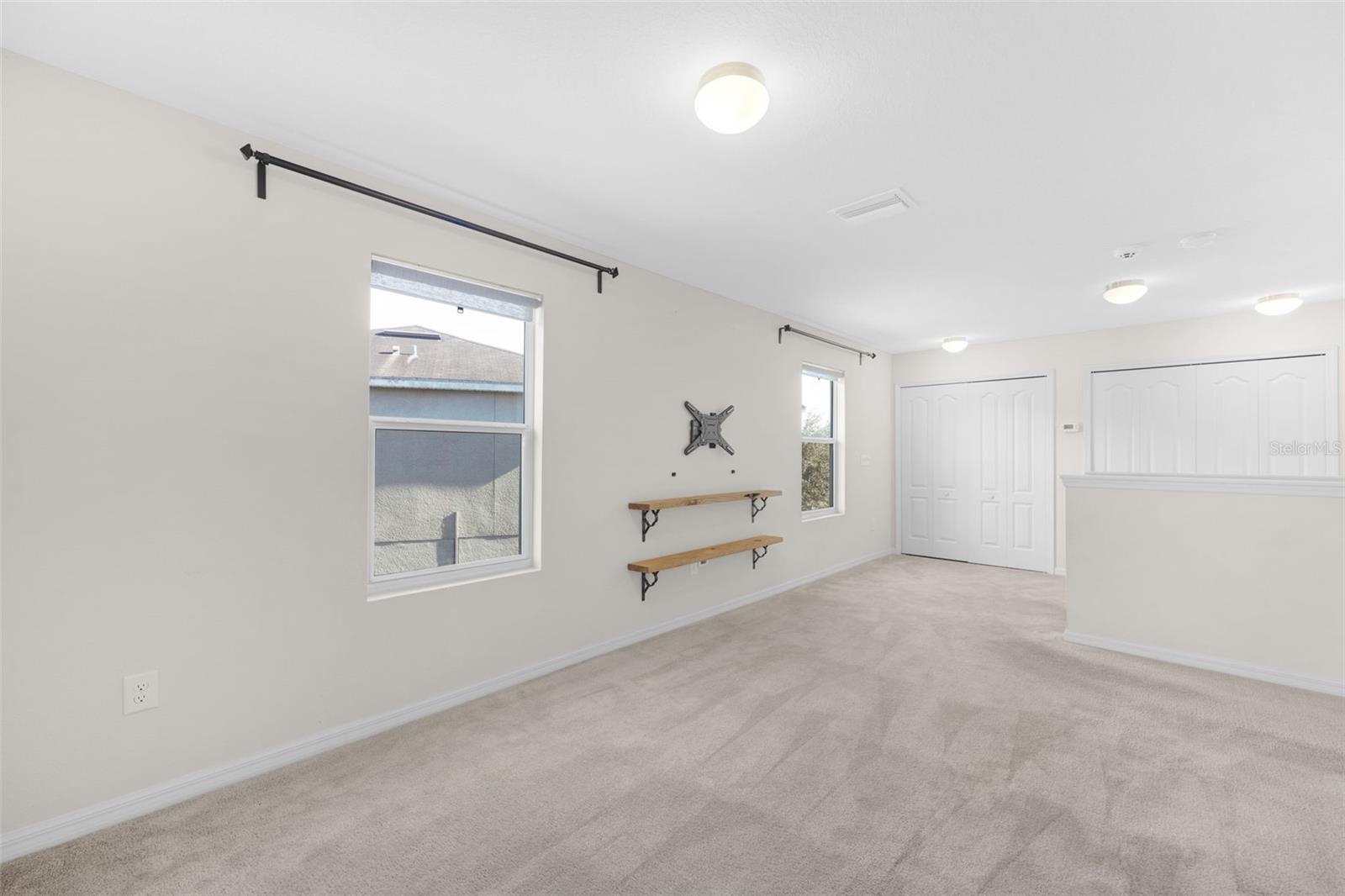 Image 8 of 43 For 11904 Grand Kempston Drive