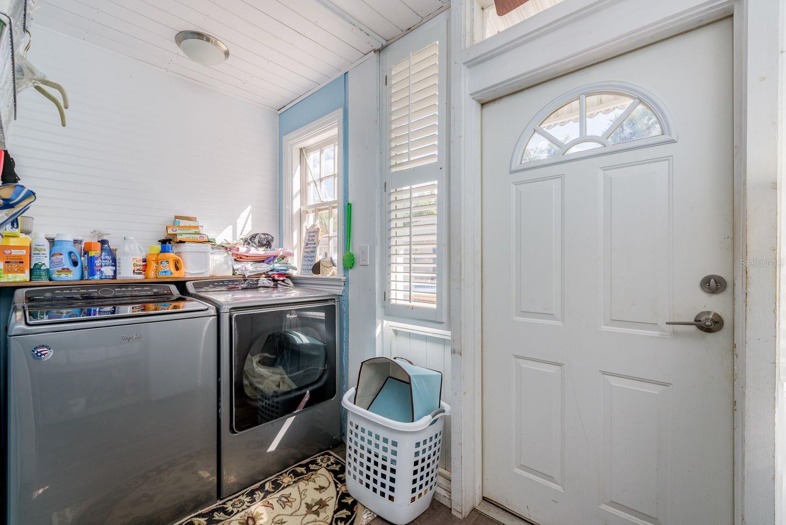 Image 25 of 77 For 1111 Line Street