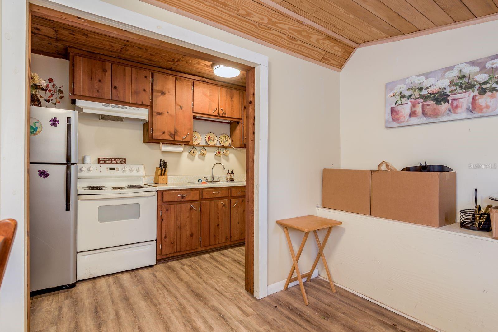 Image 53 of 77 For 1111 Line Street