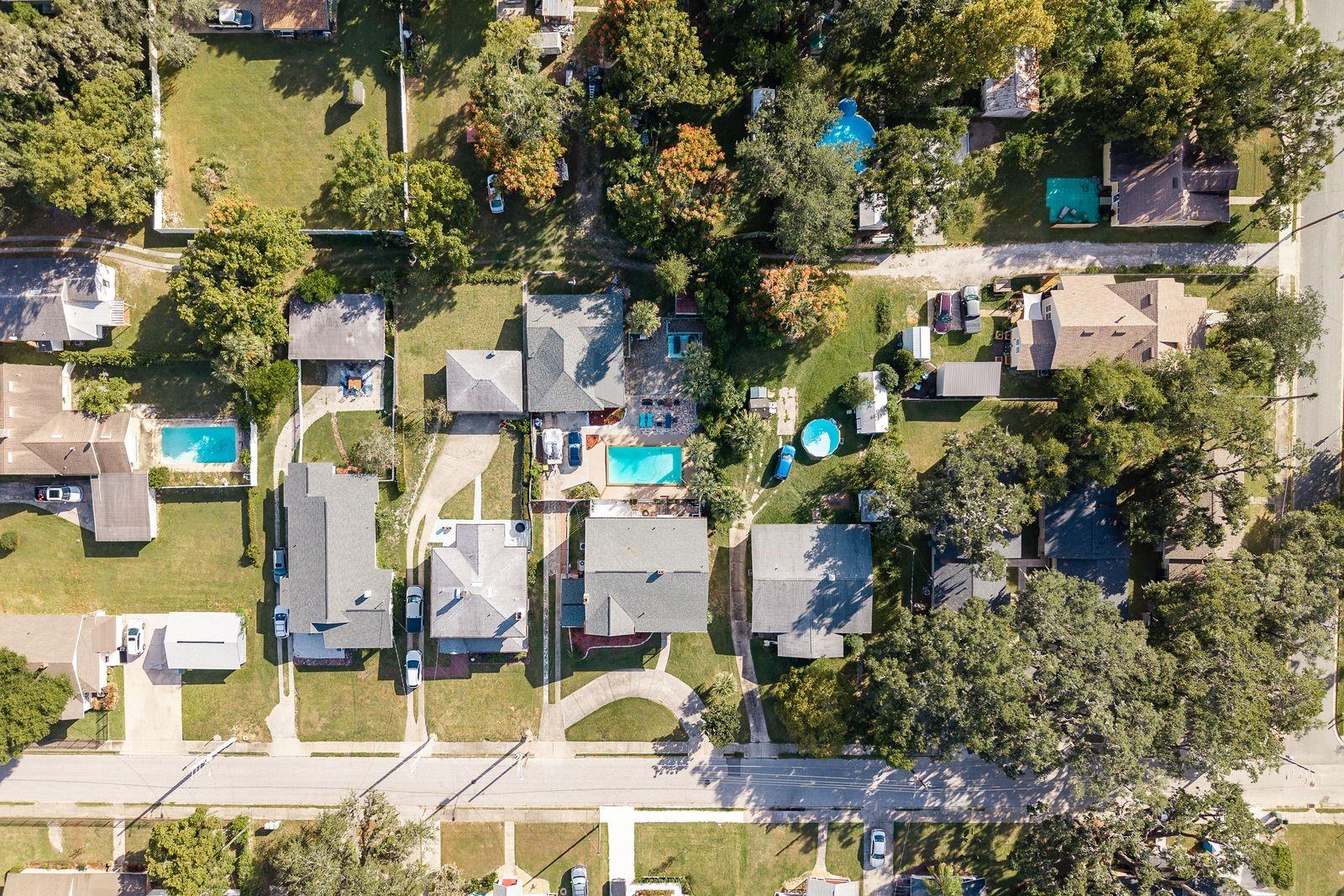 Image 72 of 77 For 1111 Line Street