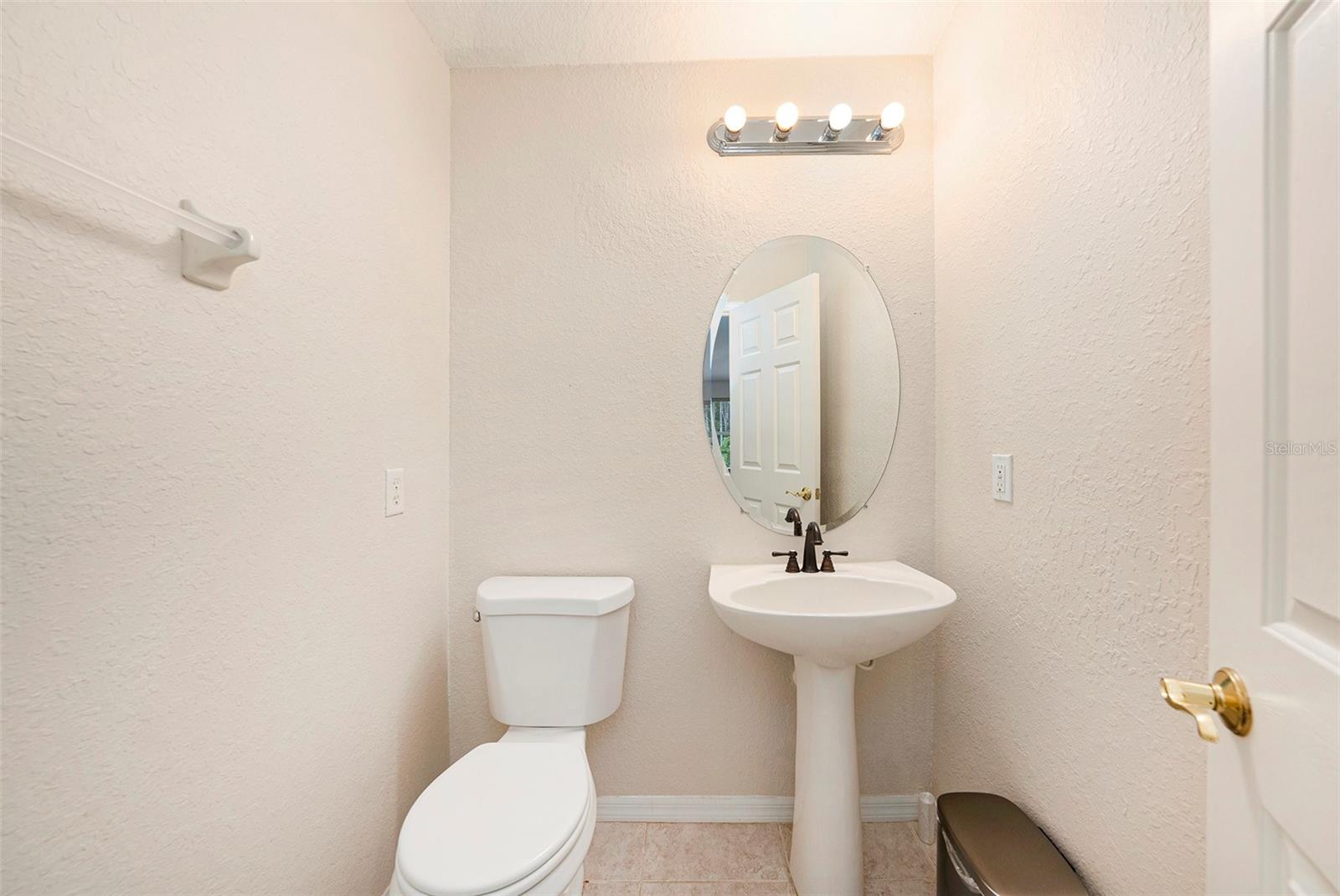 Image 13 of 31 For 10711 Pearl Berry Loop