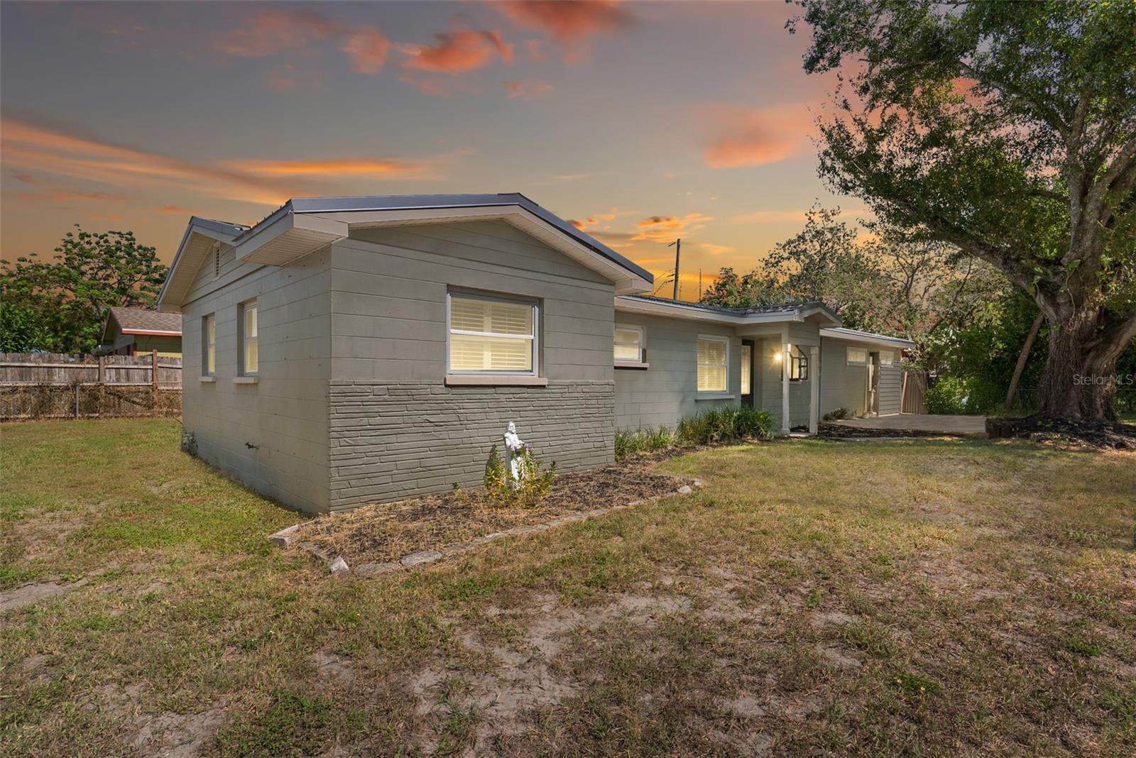 Image 2 of 34 For 2604 Exchange Avenue