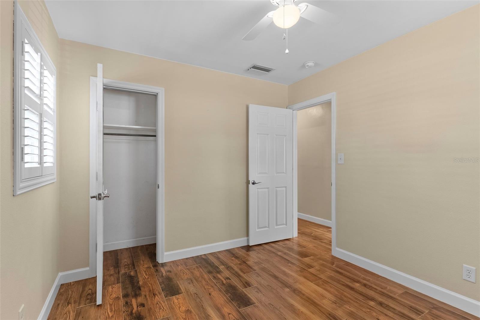 Image 28 of 34 For 2604 Exchange Avenue