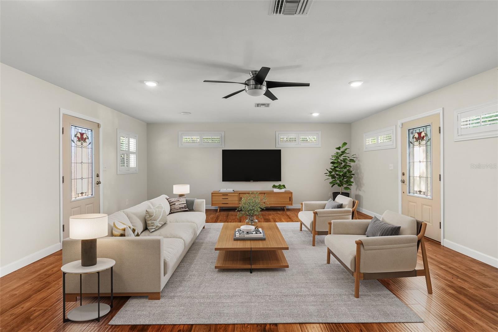 Image 6 of 34 For 2604 Exchange Avenue