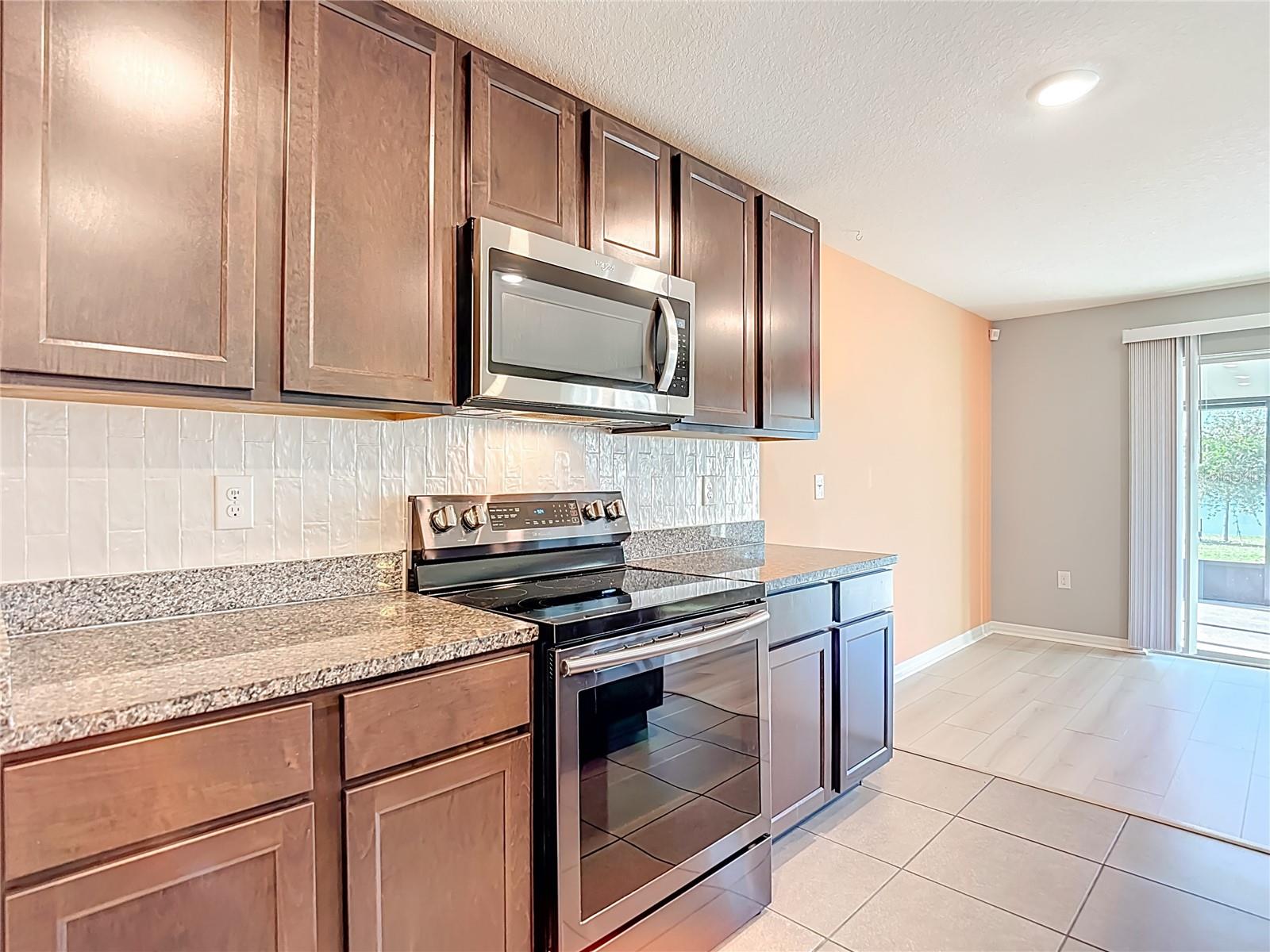 Image 13 of 92 For 8075 Broad Pointe Drive