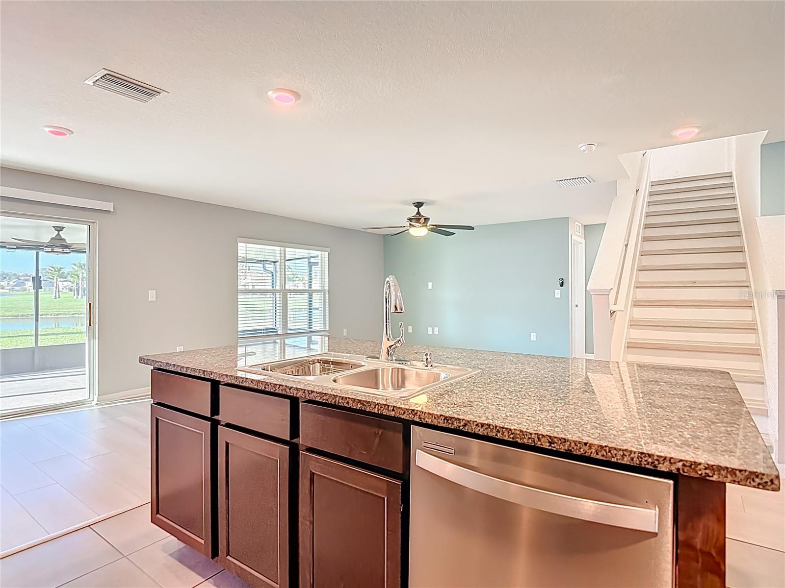 Image 14 of 92 For 8075 Broad Pointe Drive
