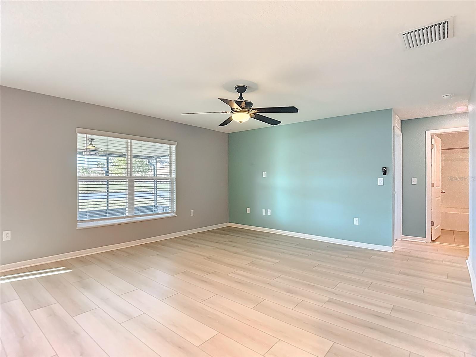 Image 23 of 92 For 8075 Broad Pointe Drive