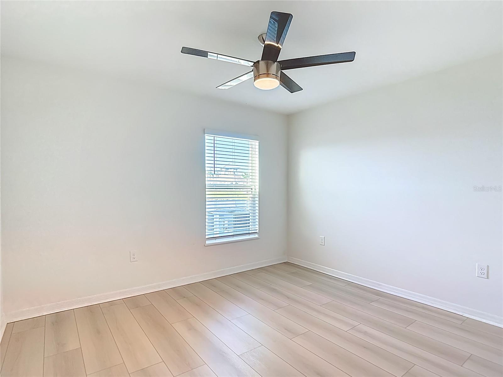 Image 27 of 92 For 8075 Broad Pointe Drive