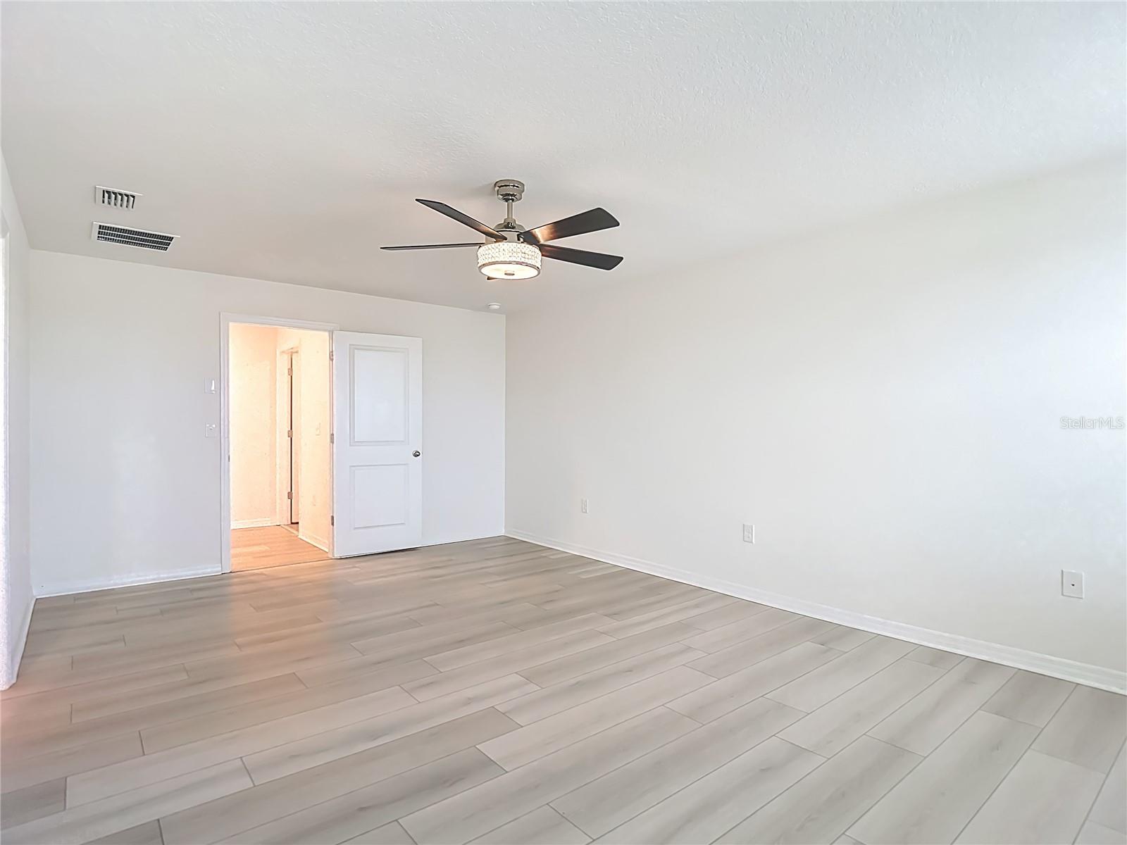 Image 47 of 92 For 8075 Broad Pointe Drive