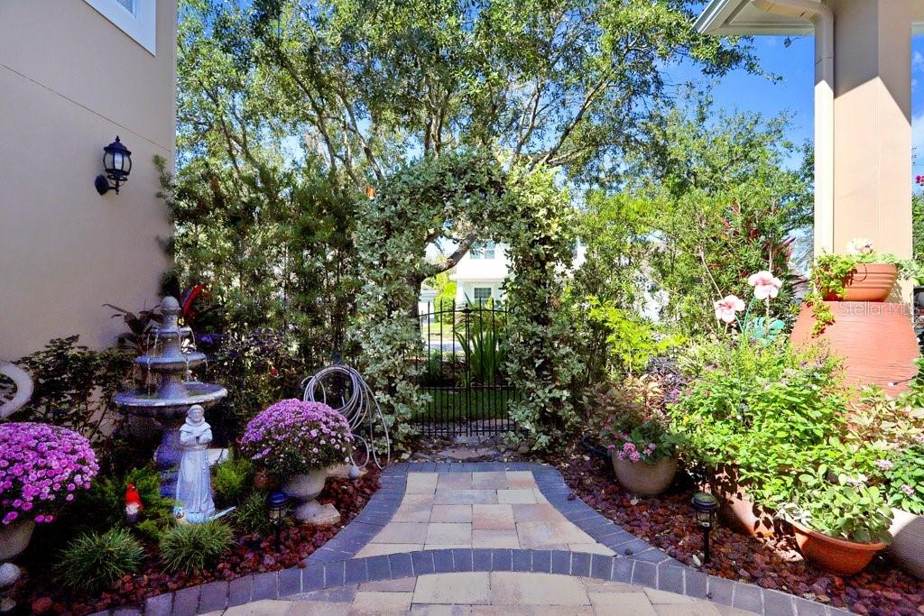 Image 40 of 76 For 10026 Seymour Way