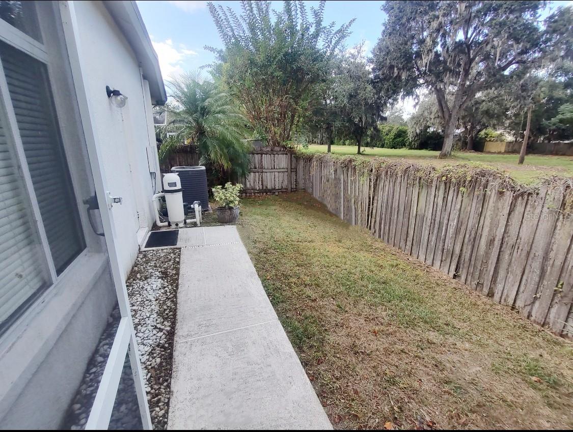 Image 17 of 19 For 2512 Allwood Avenue